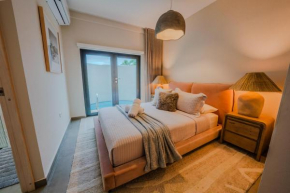 Casa Loba Luxe Unit 2 with private pool and garden